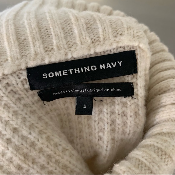 Something Navy Cream Turtleneck - Picture 5 of 7